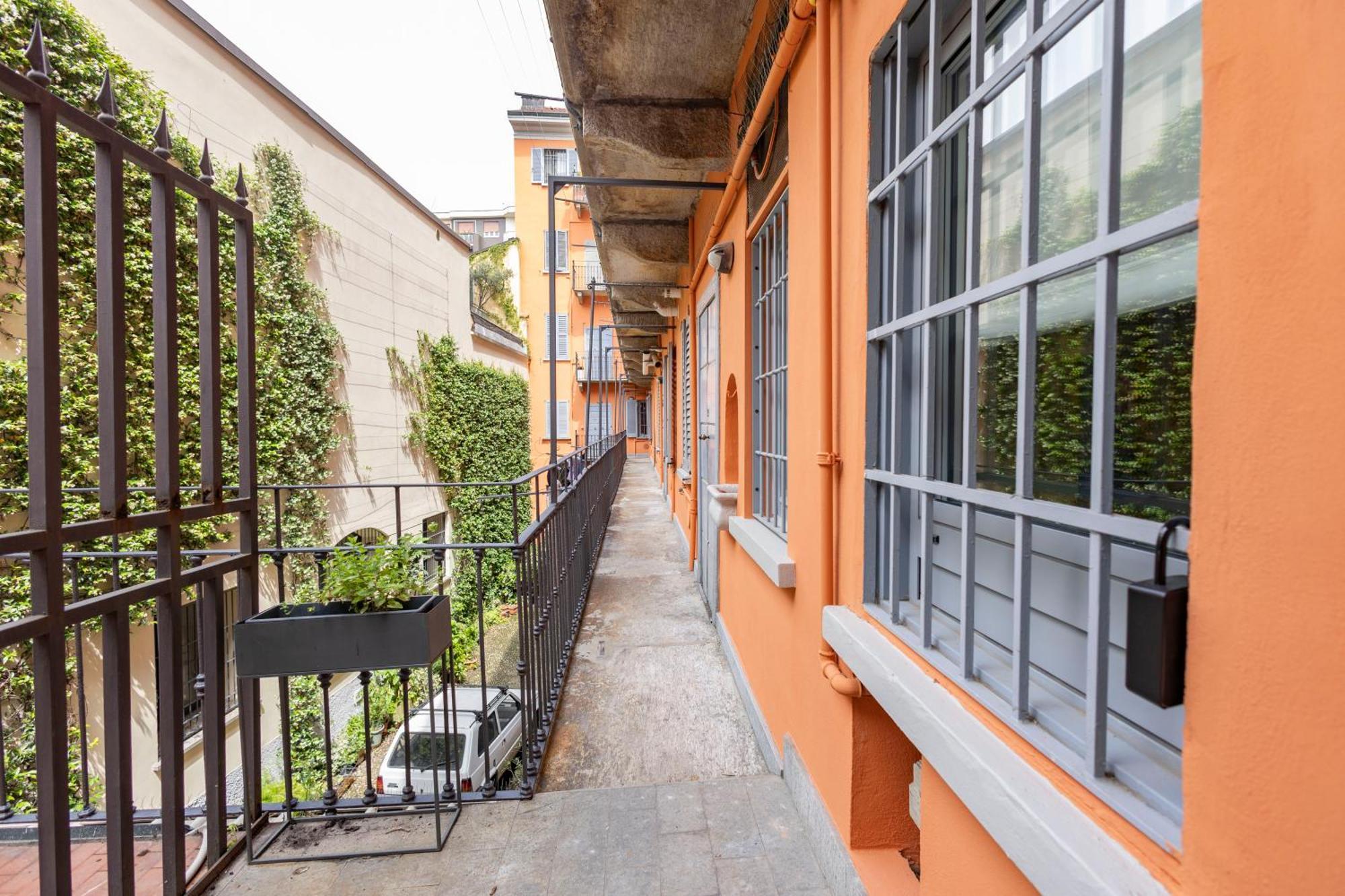 Porta Genova Cozy Apartment By 101Flats Milan Exterior photo